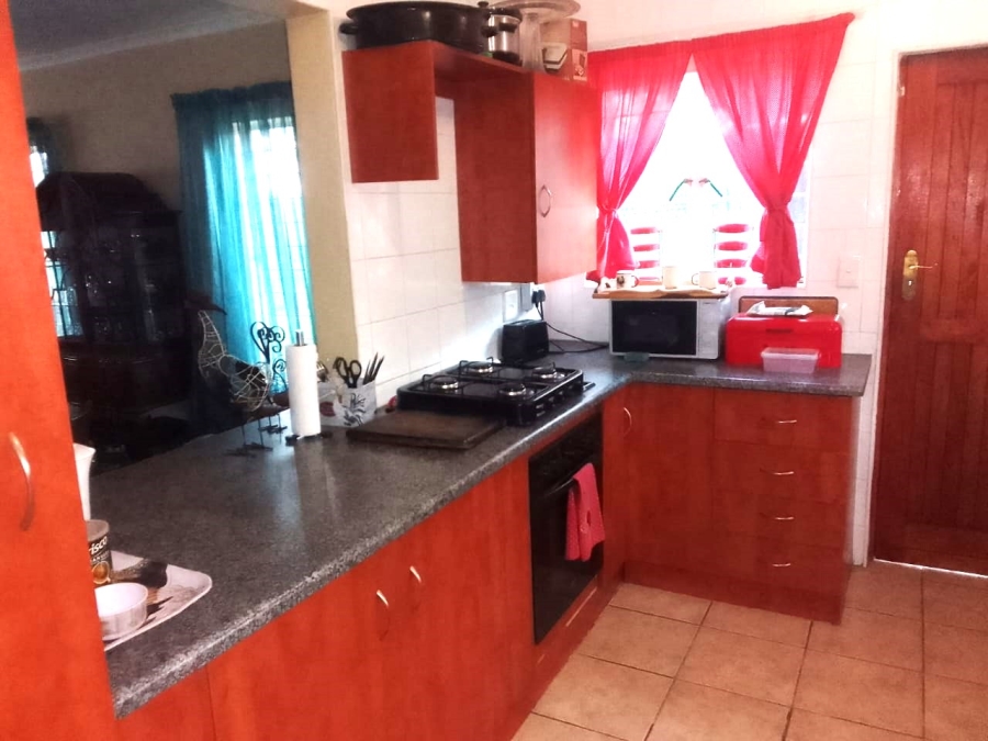 3 Bedroom Property for Sale in Azalea Park North West